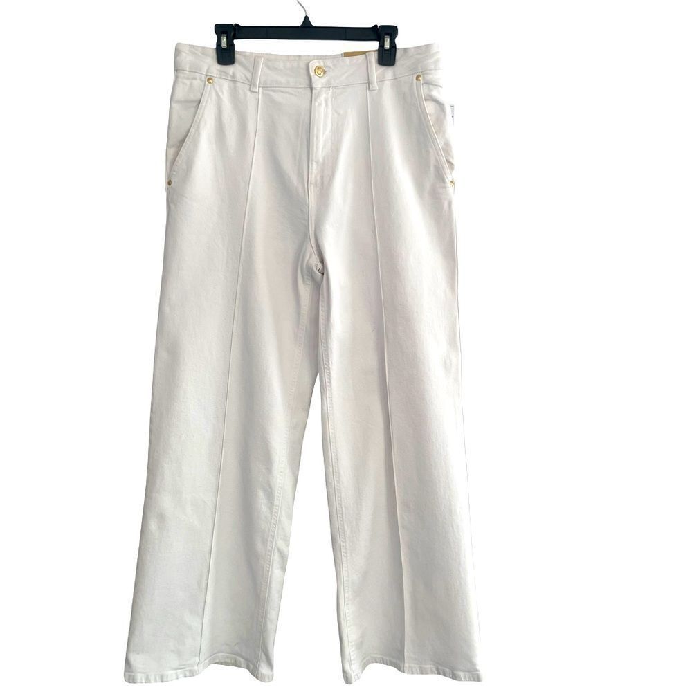 Michael Kors Carmen Extra Wide Leg. White Garment with Gold Logo Super High Rise